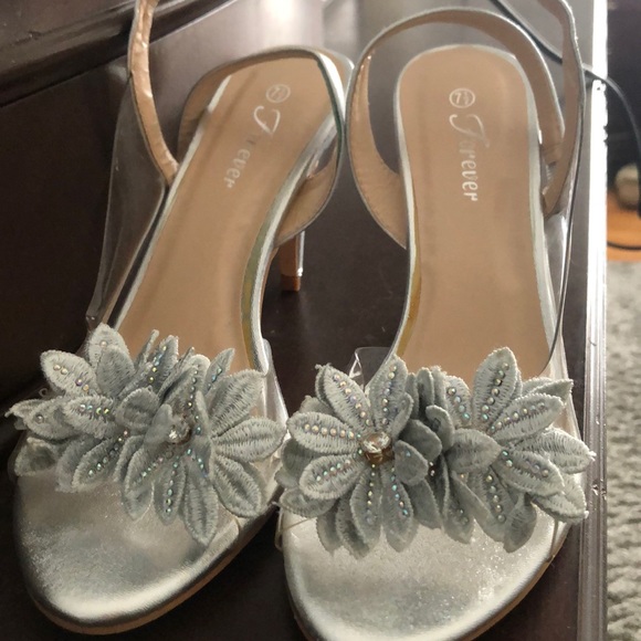 high heels (never worn, new) - Picture 2 of 3